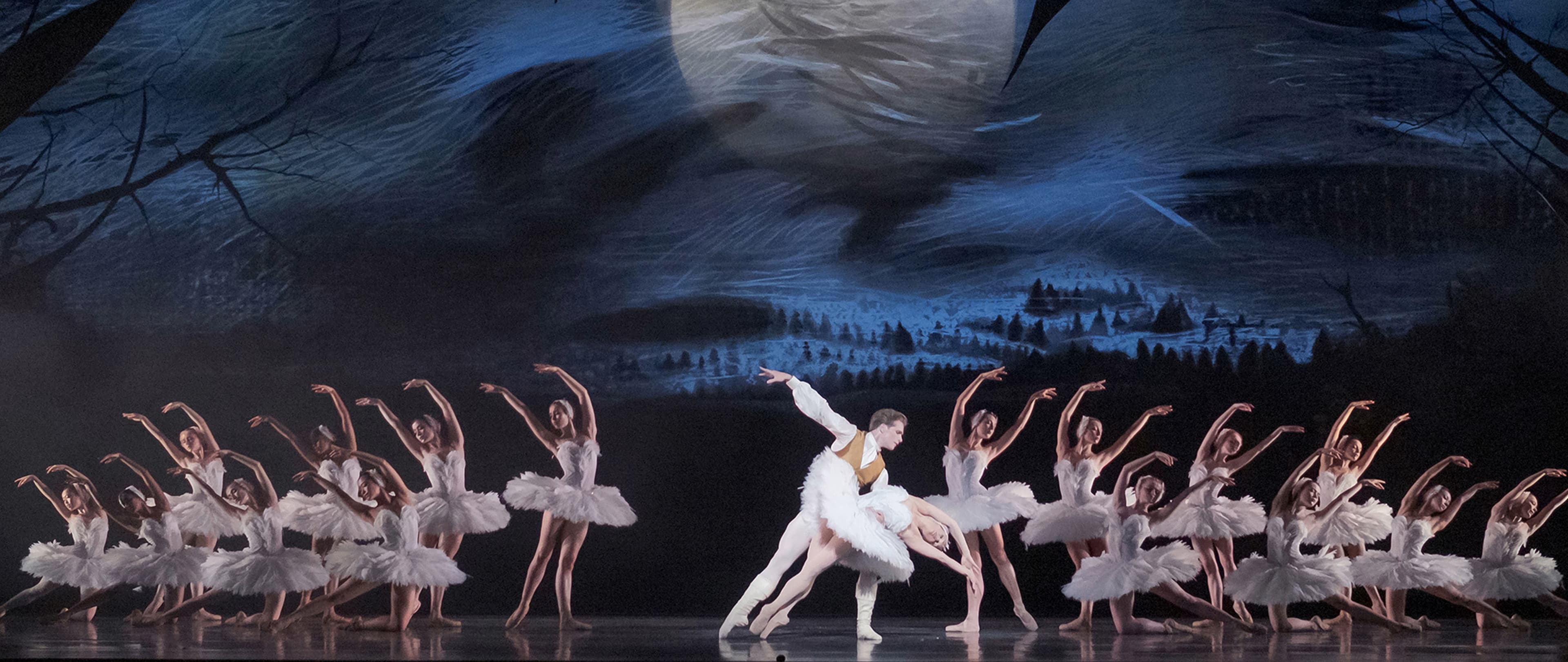 Swan Lake Opening Gala: Dubai Opera's First Performance of the Season